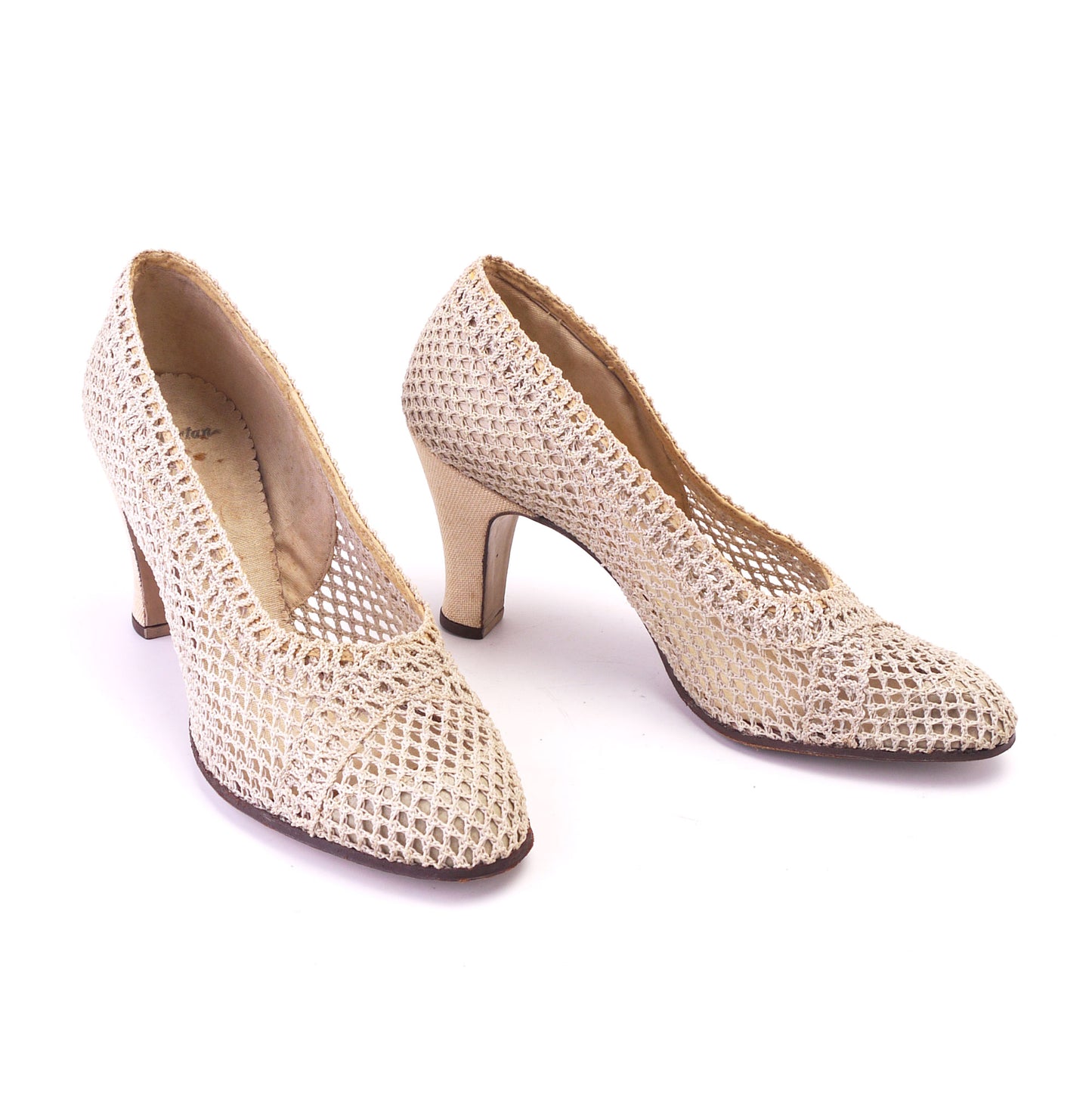 1930s Unworn Natural Net Summer / Holiday shoes UK 3