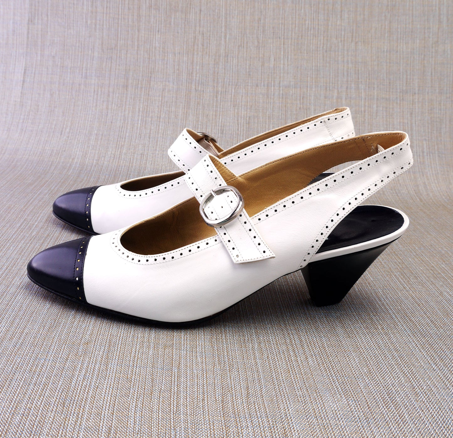 Bertie 80s UNWORN Spectator Slingbacks UK 6.5