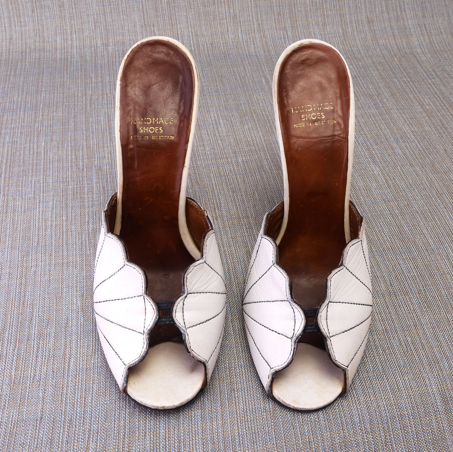 Unsigned Clive Shilton White Shell Mules UK 4.5