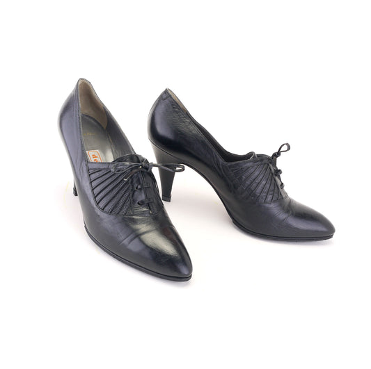 1980s Italian Made Black Laced Heels by Desiree UK 5