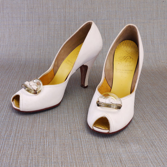 1950s White Buckskin Peep Toe Pumps UK 5