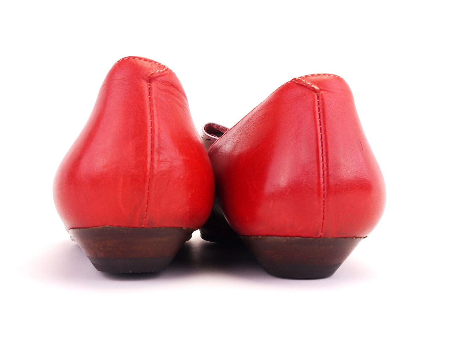 1980s Flat Red Pumps with White Leather Bow by Duo UK 6