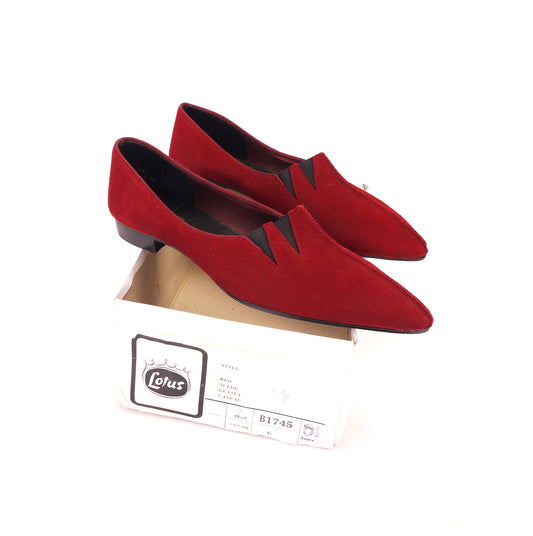 1960s Deadstock Dark Red Suede Flats by Lotus UK 5.5