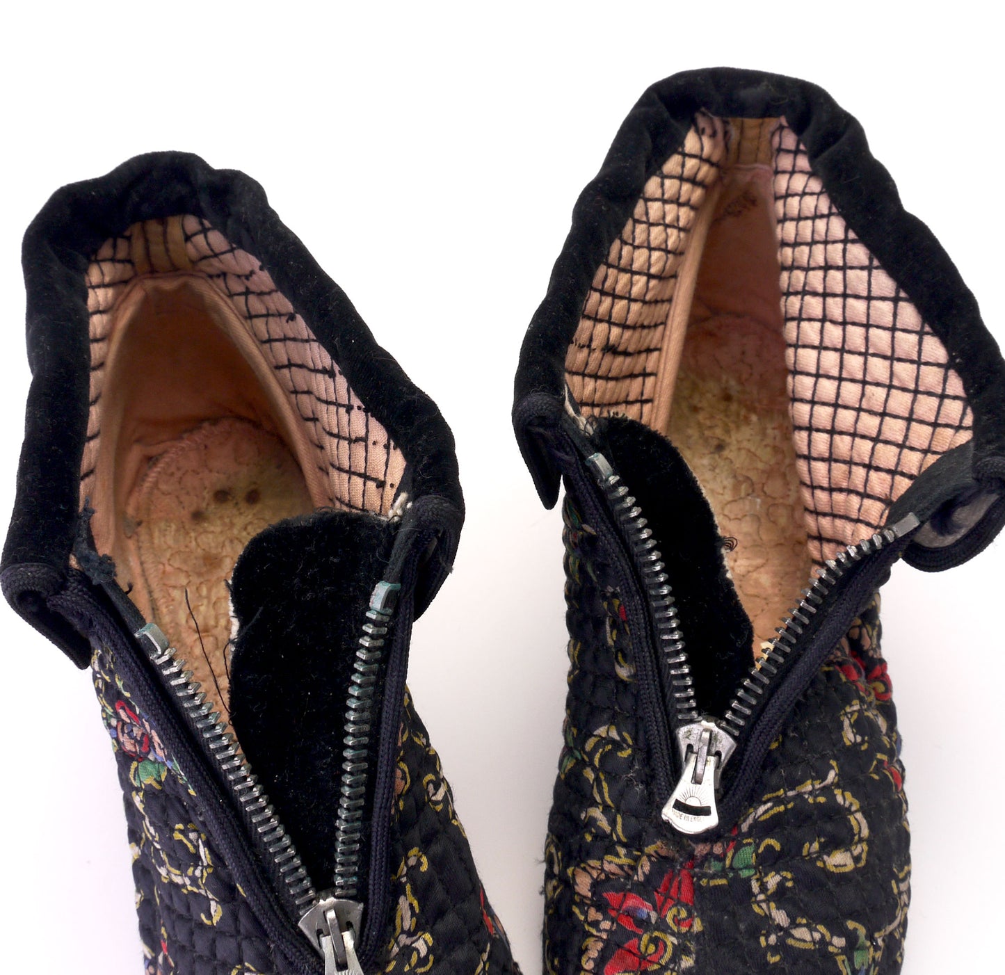 1930s Floral Quilted Bootee Slippers UK 3