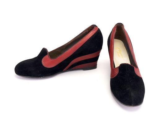 Red & Black Early 1940s Wedge Shoes by Sperope UK 4.5