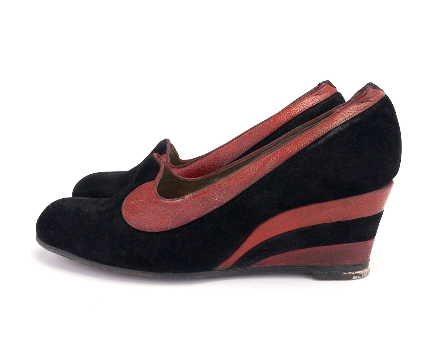 Red & Black Early 1940s Wedge Shoes by Sperope UK 4.5