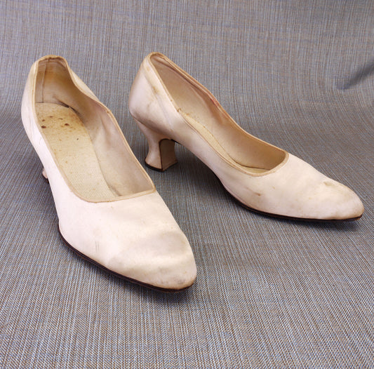 1930s Ivory Satin Wedding Shoes Pumps UK 5