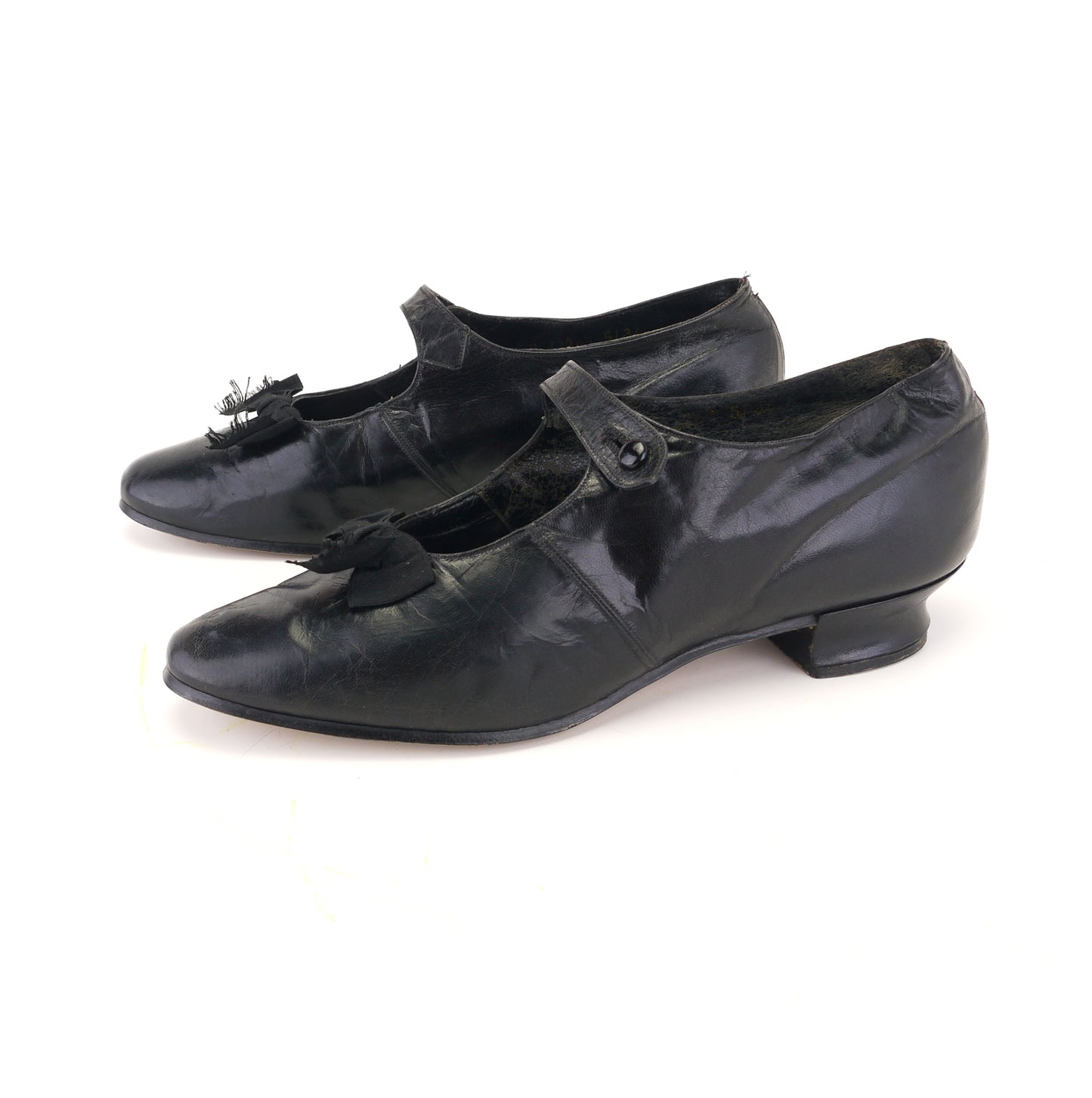 Unworn Edwardian Black Mary Janes with Bow by Beehive UK 7