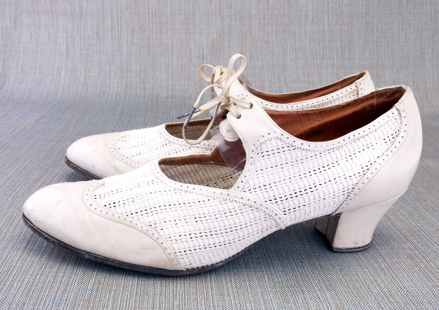 1930s White & Beige Summer Shoes by Babers UK 7