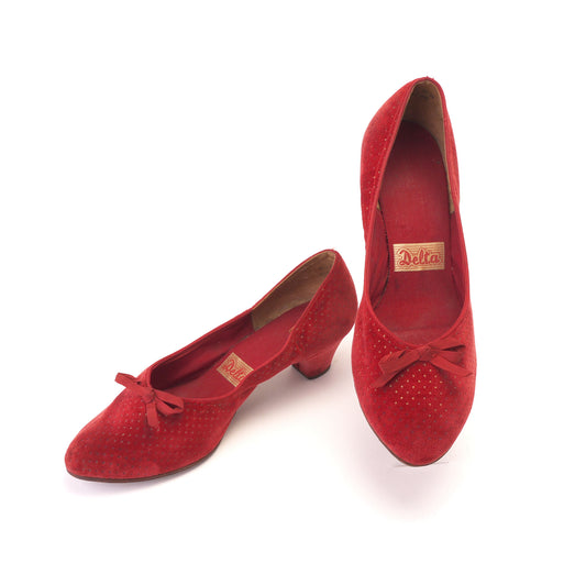 1950s Red Velvet Gold Pin Dot Cocktail House Shoes UK 7