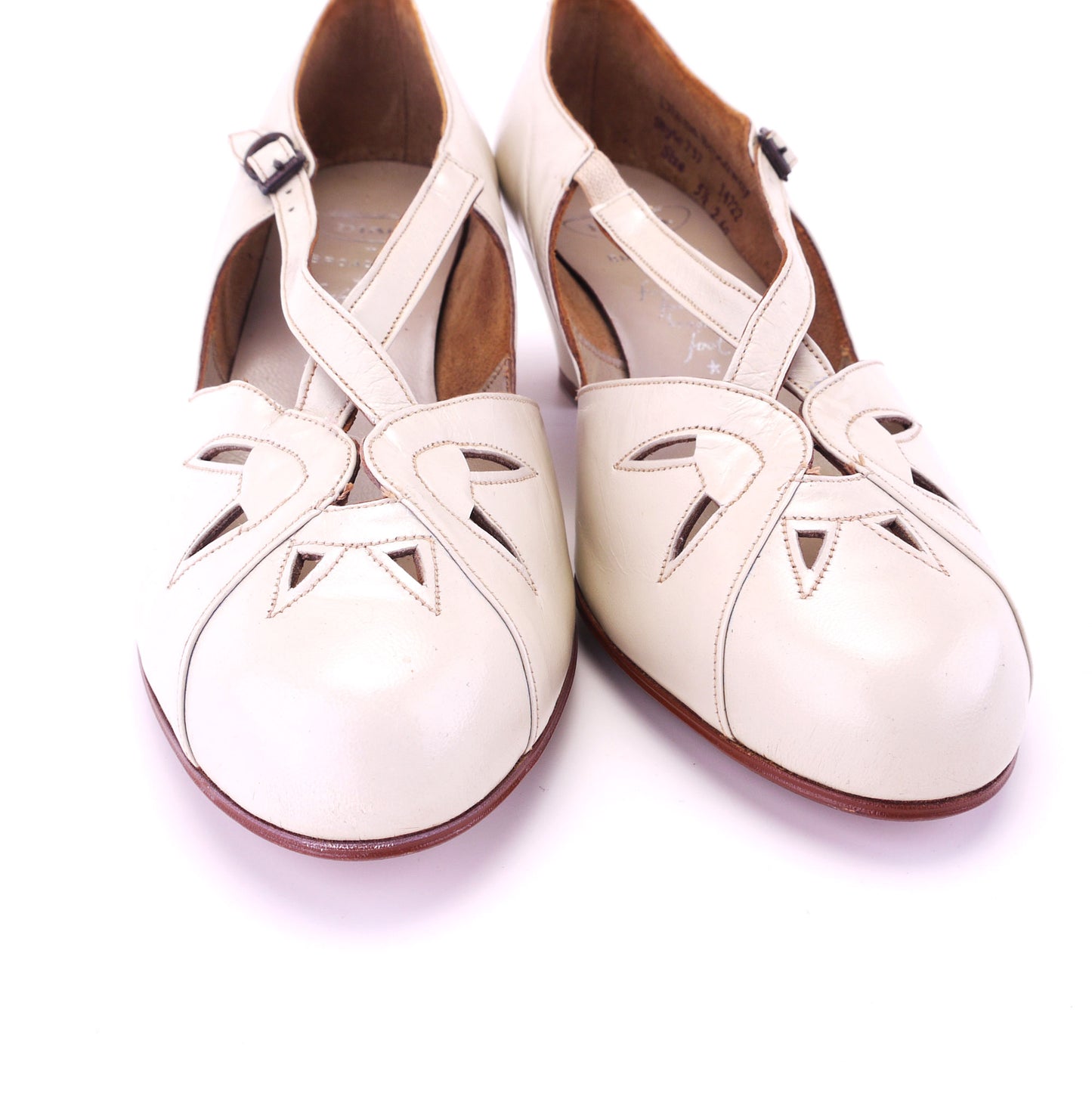 1950s Deadstock Diana Wide Fit Beige Shoes UK 5.5