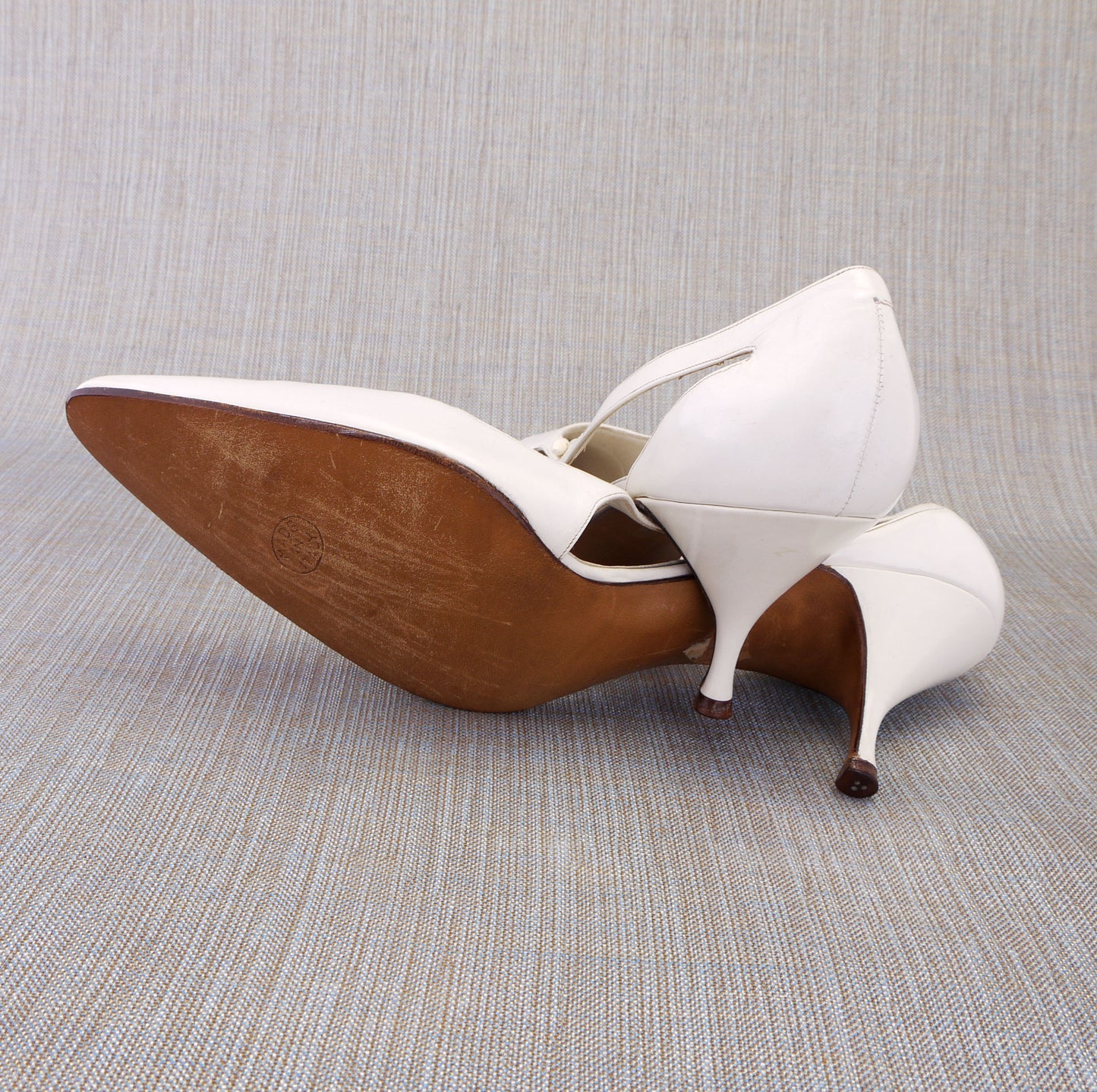 1960s Unworn Italian White Stilettos by Elliott UK 5.5