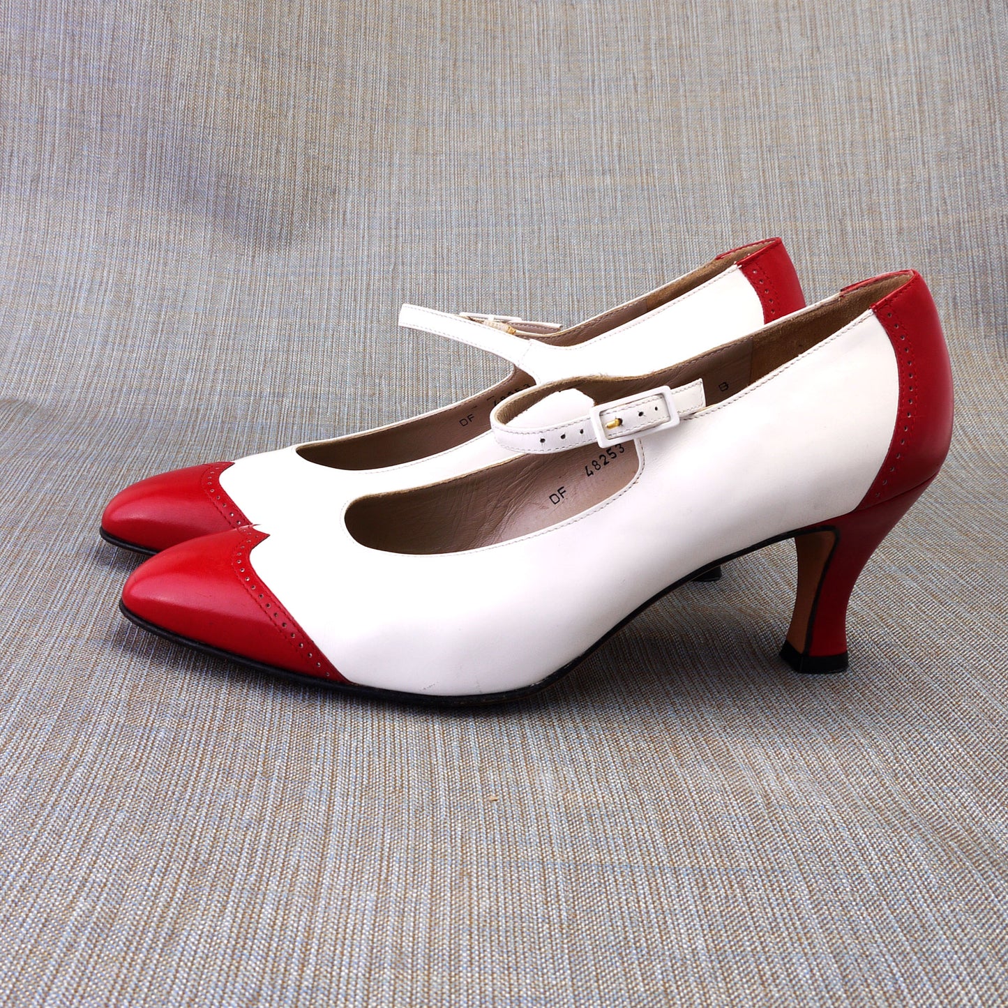 Ferragamo 1980s Red & White Spectators UK 4.5