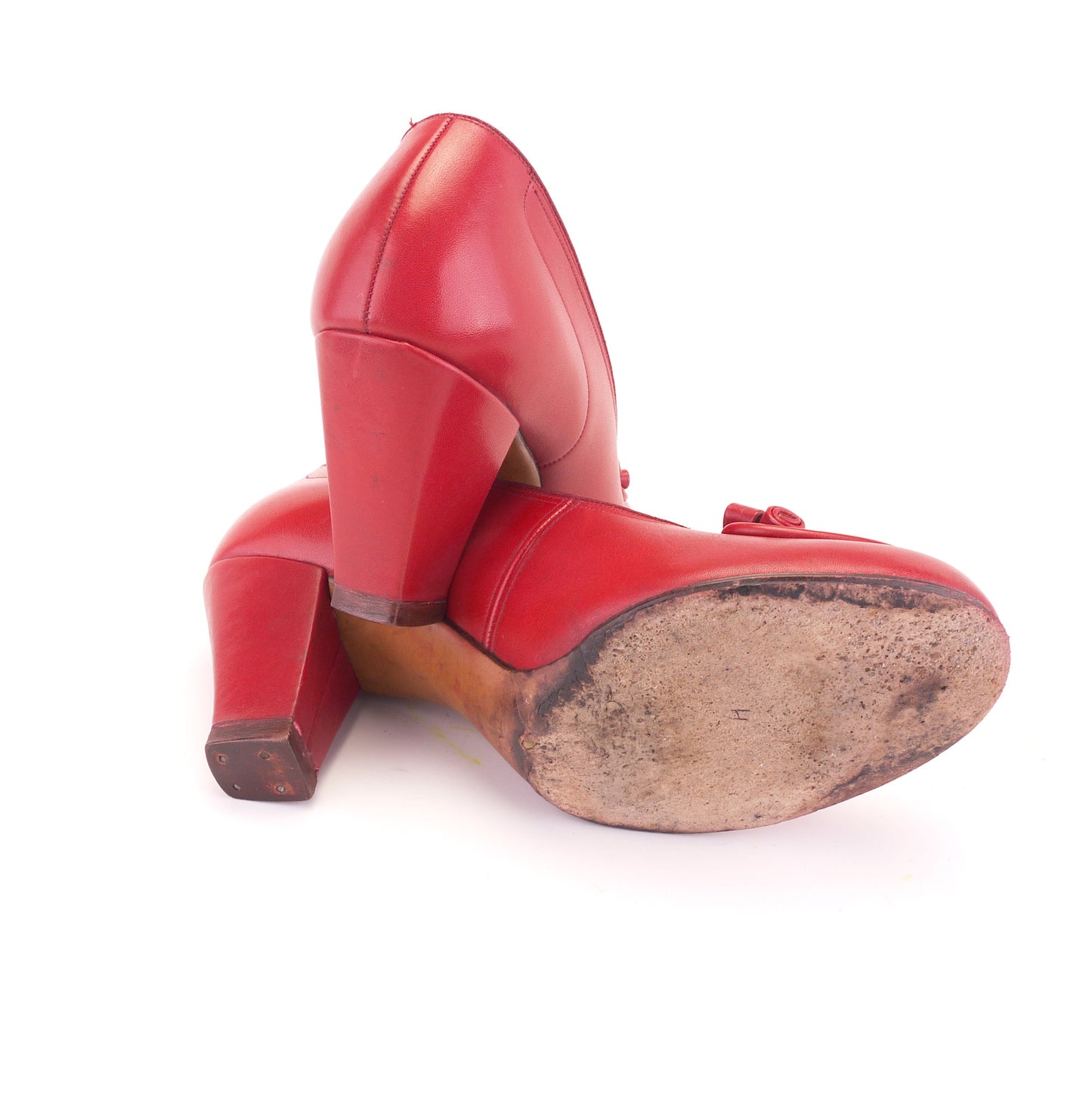 1940s Red Pumps with Apron Tongue UK 3.5