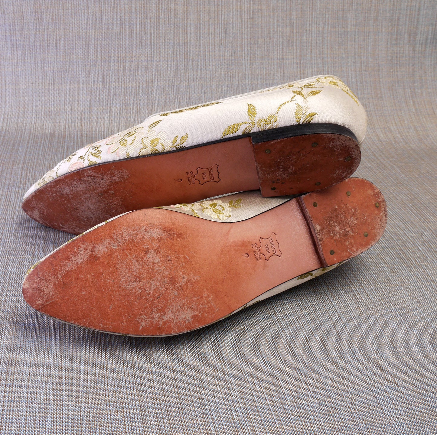 Johnny Moke White & Pink Brocade Slip On Flats UK 6