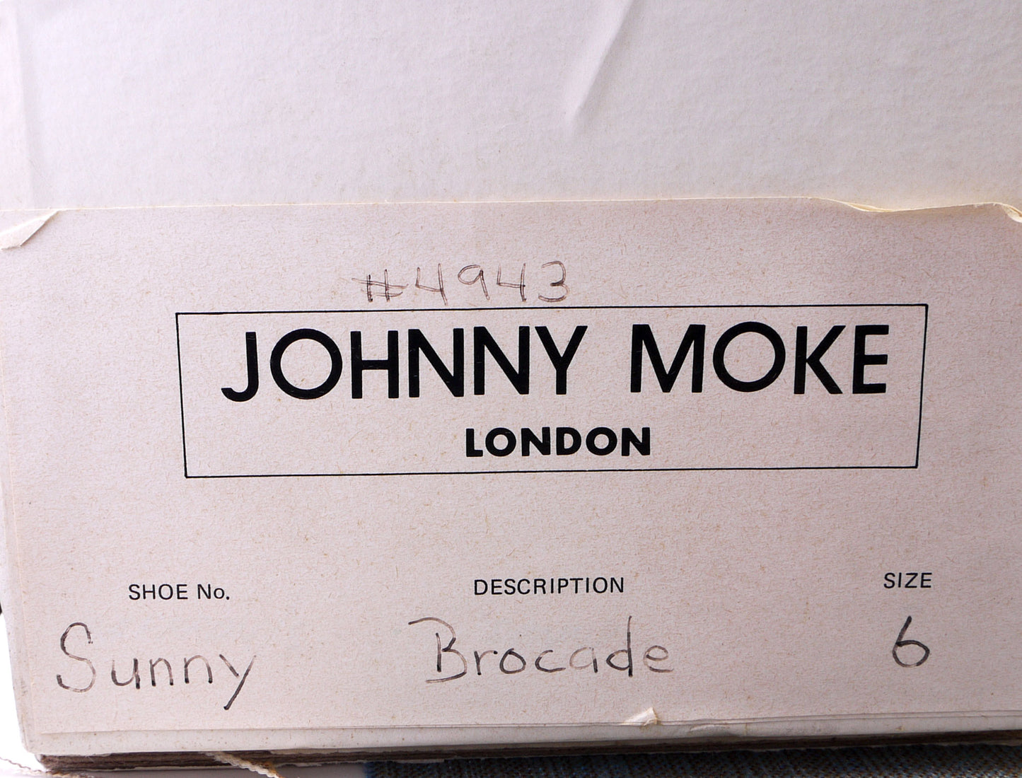 Johnny Moke White & Pink Brocade Slip On Flats UK 6