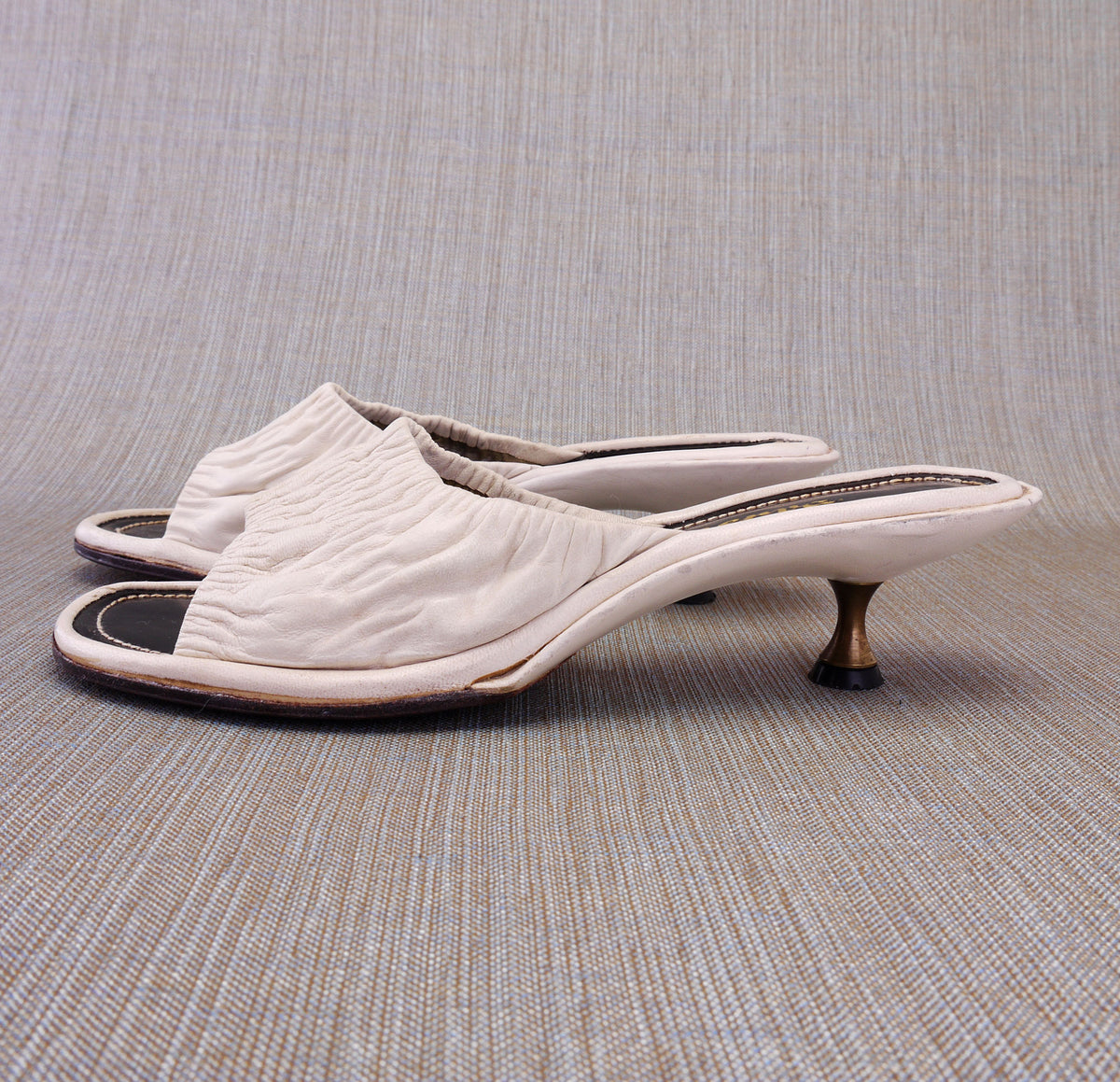 1960s Minerva White Mules with Brass Heel UK 3