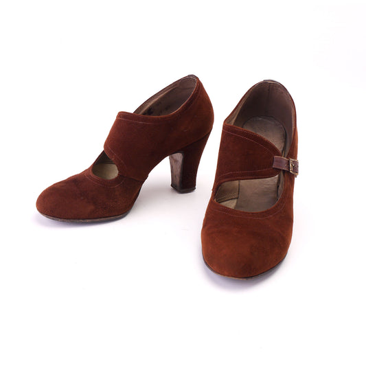 1940s CC41 Chestnut Brown Pumps by Rawson UK 2