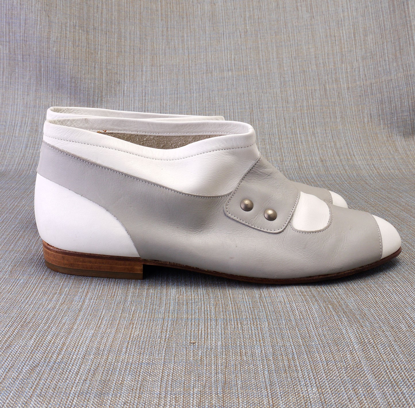 1980s Unworn Seducta Grey & White Ankle Boots UK 5